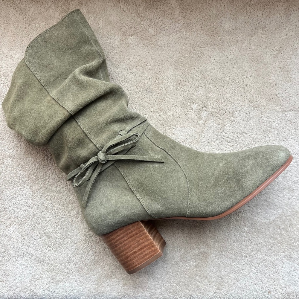 Violet & Red Janine Women‎ 9.5M Sage Olive Green Suede Slouchy Block Heel Boots